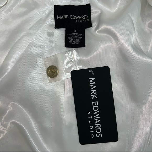 MARK EDWARDS Tweed Blazer | White & Gold | Size: M | Women - Picture 8 of 8